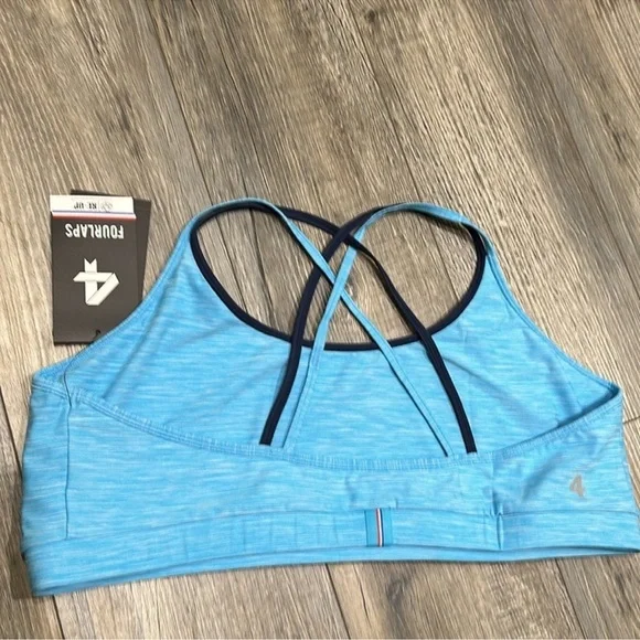 NWT Fourlaps Sports Bra. Size medium